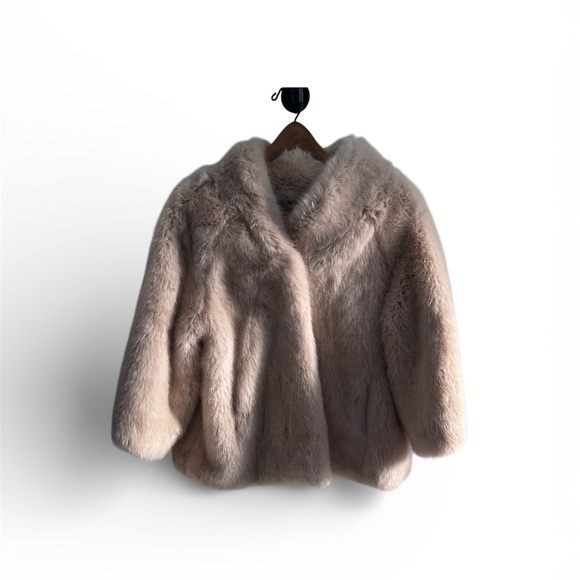 Fabulous Furs Blush Colored Teddy Jacket Faux Fur. Size Medium - Picture 3 of 9